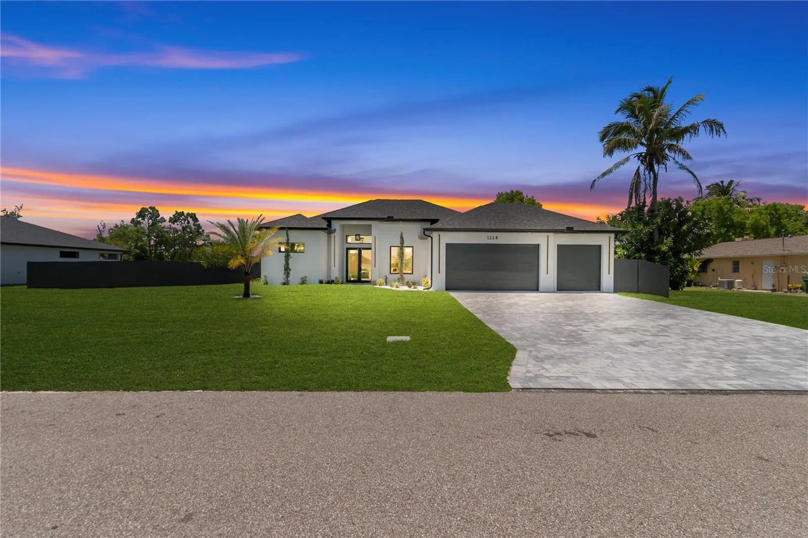 1114 Sw 8th Pl, FL