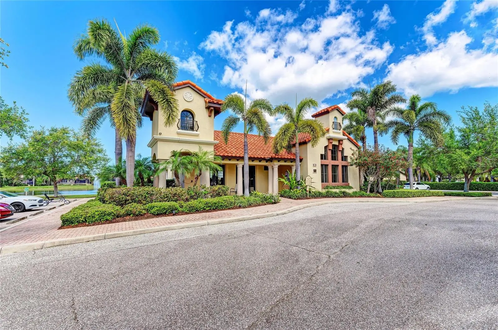 5819 Title Row Drive, FL