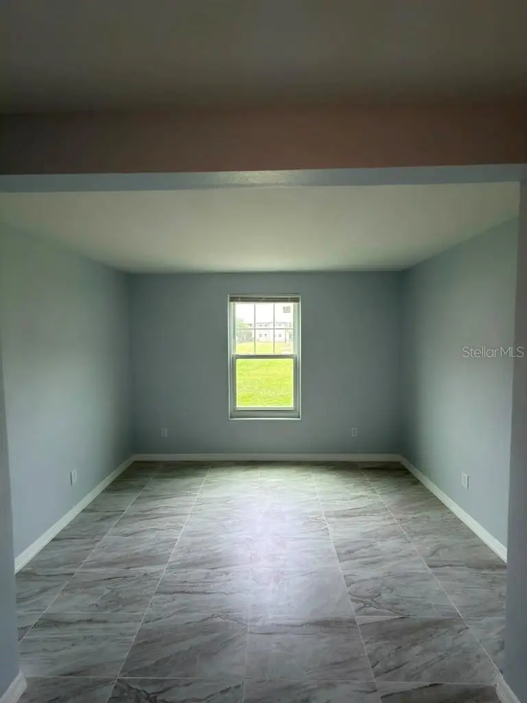 843 Sky Lake Circle, FL