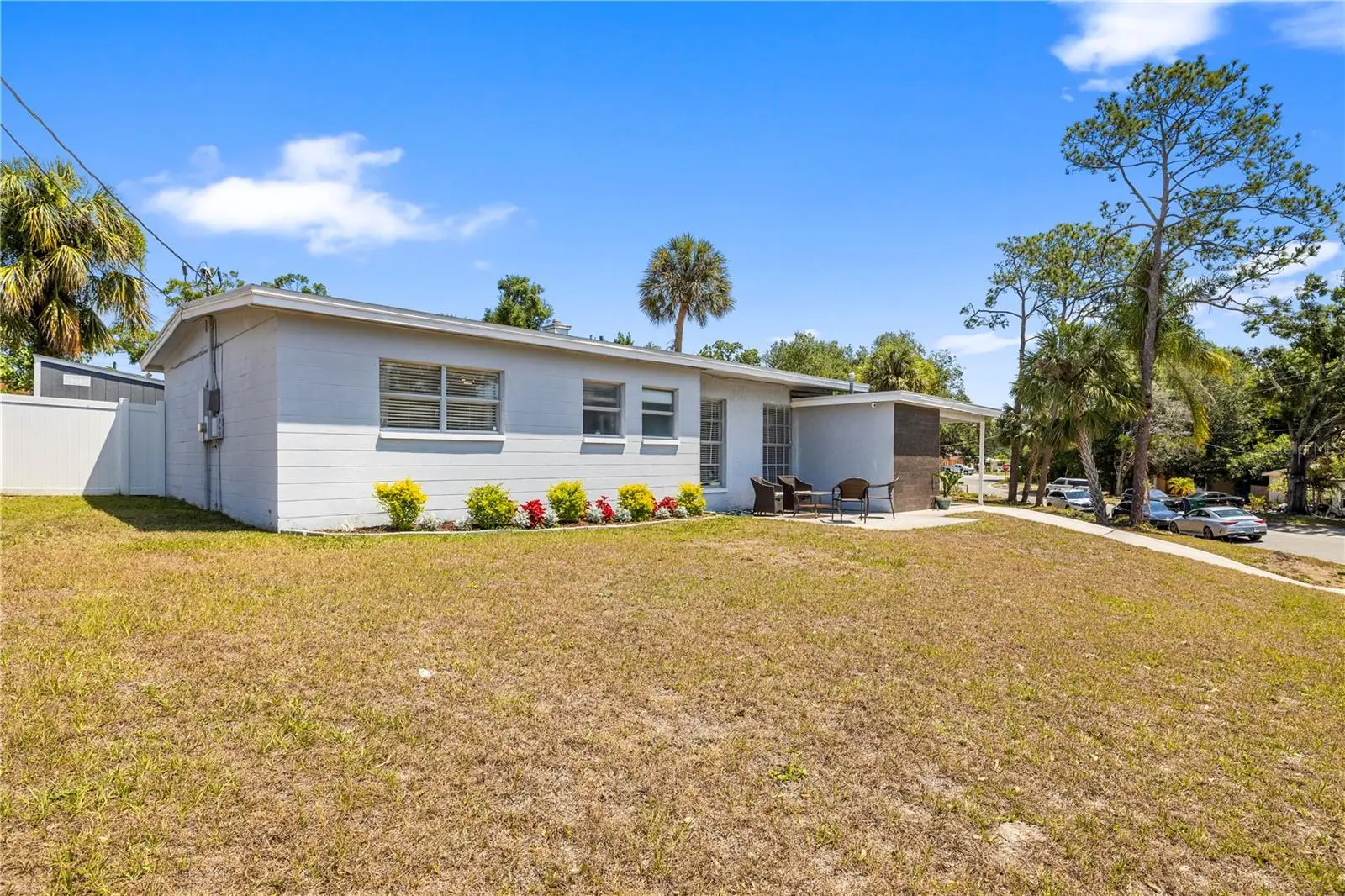 2125 Hiawatha Street, FL