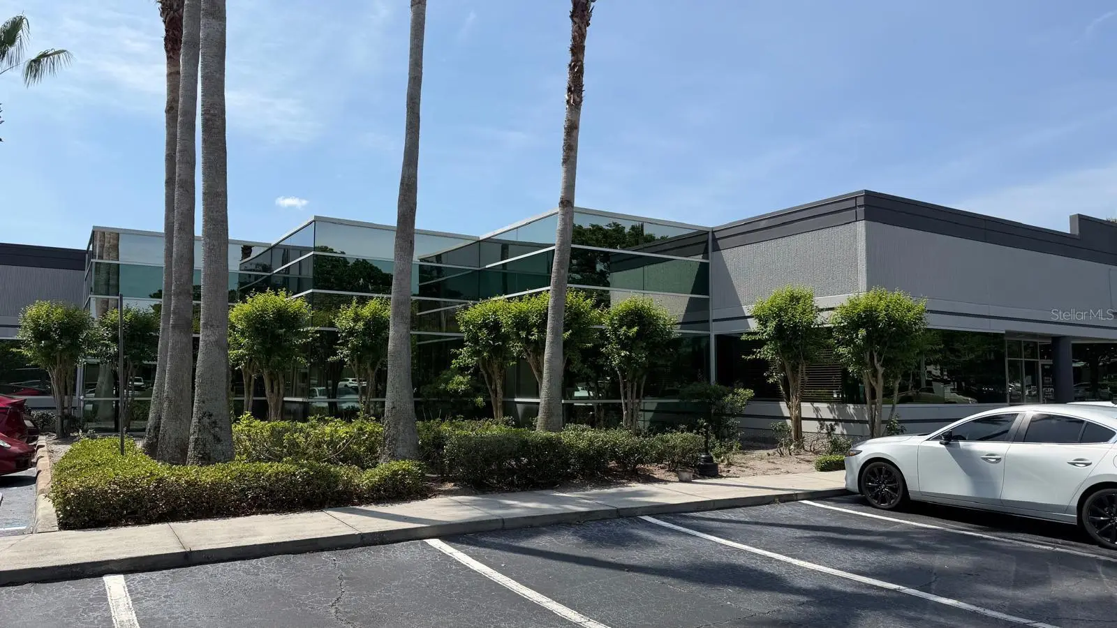 7901 Kingspointe Parkway, FL