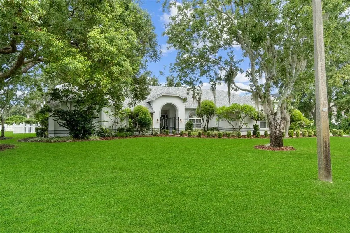 725 Heritage Drive, FL