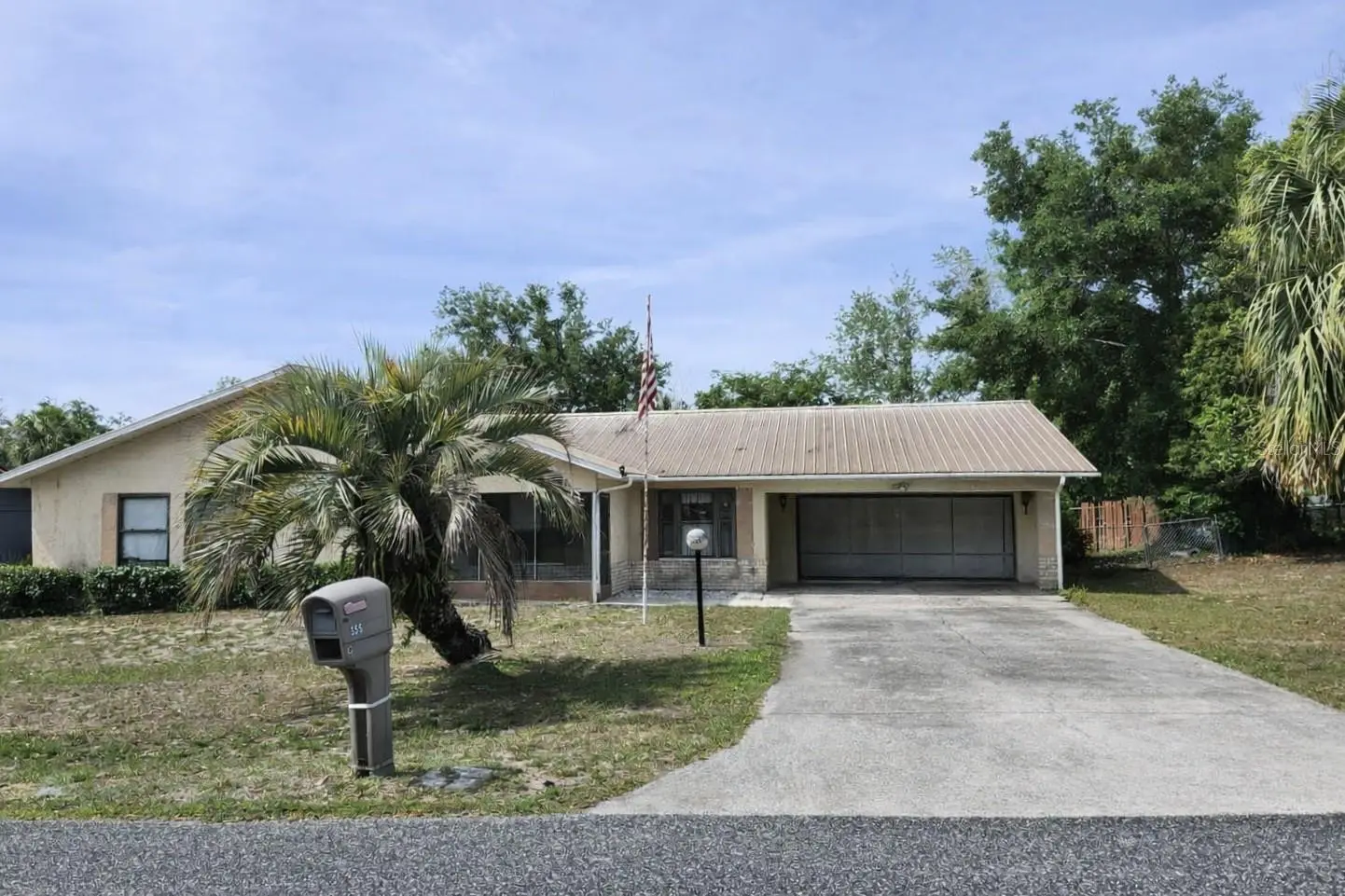 555 Silver Course Circle, FL