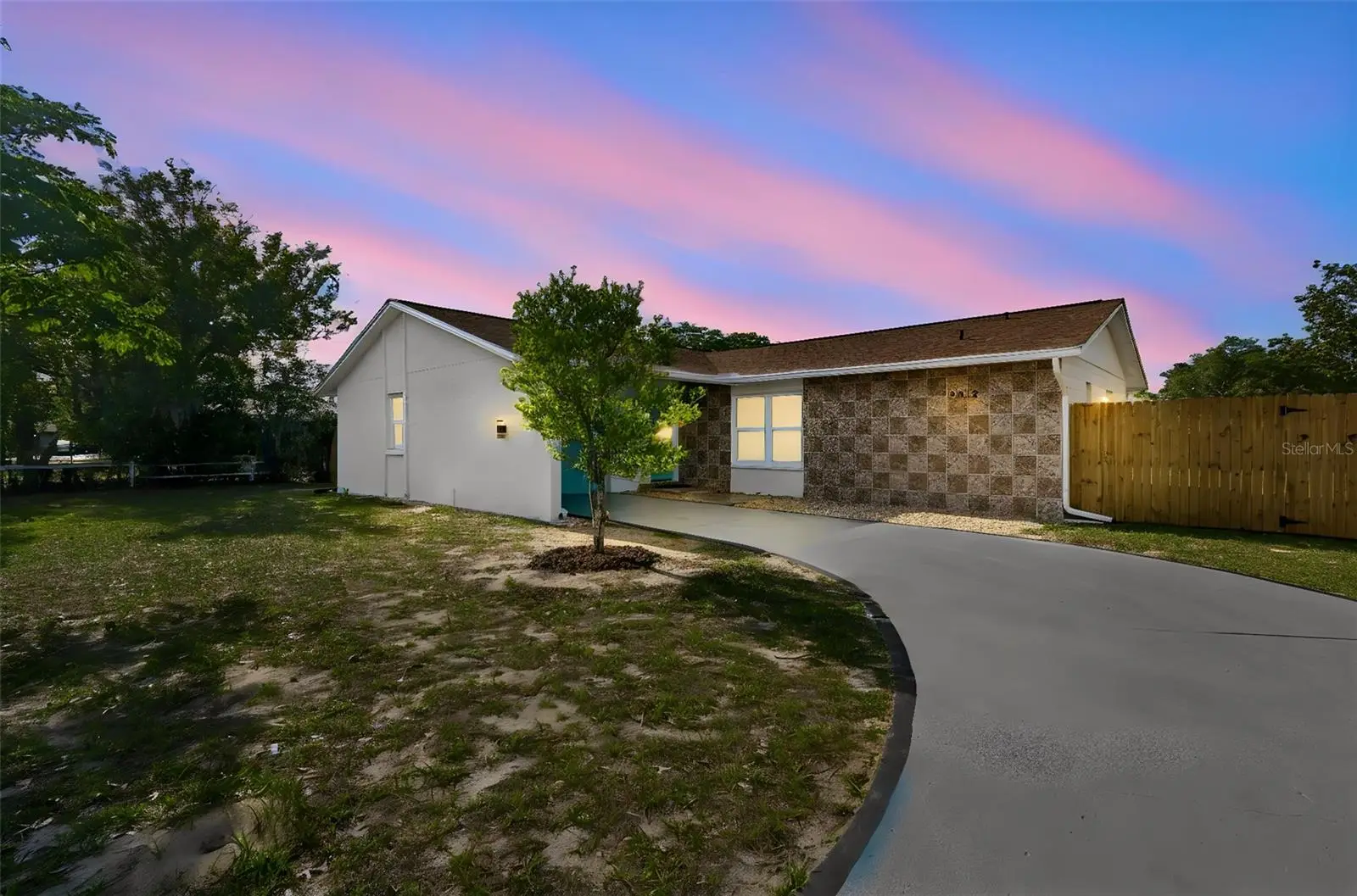 9015 Forest Oaks Boulevard, FL