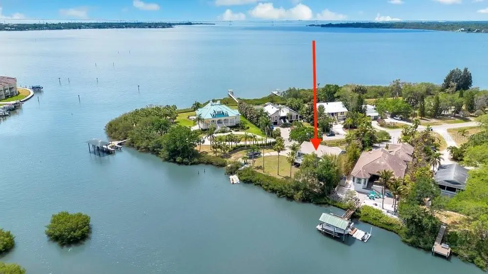 3858 Shore Boulevard, FL