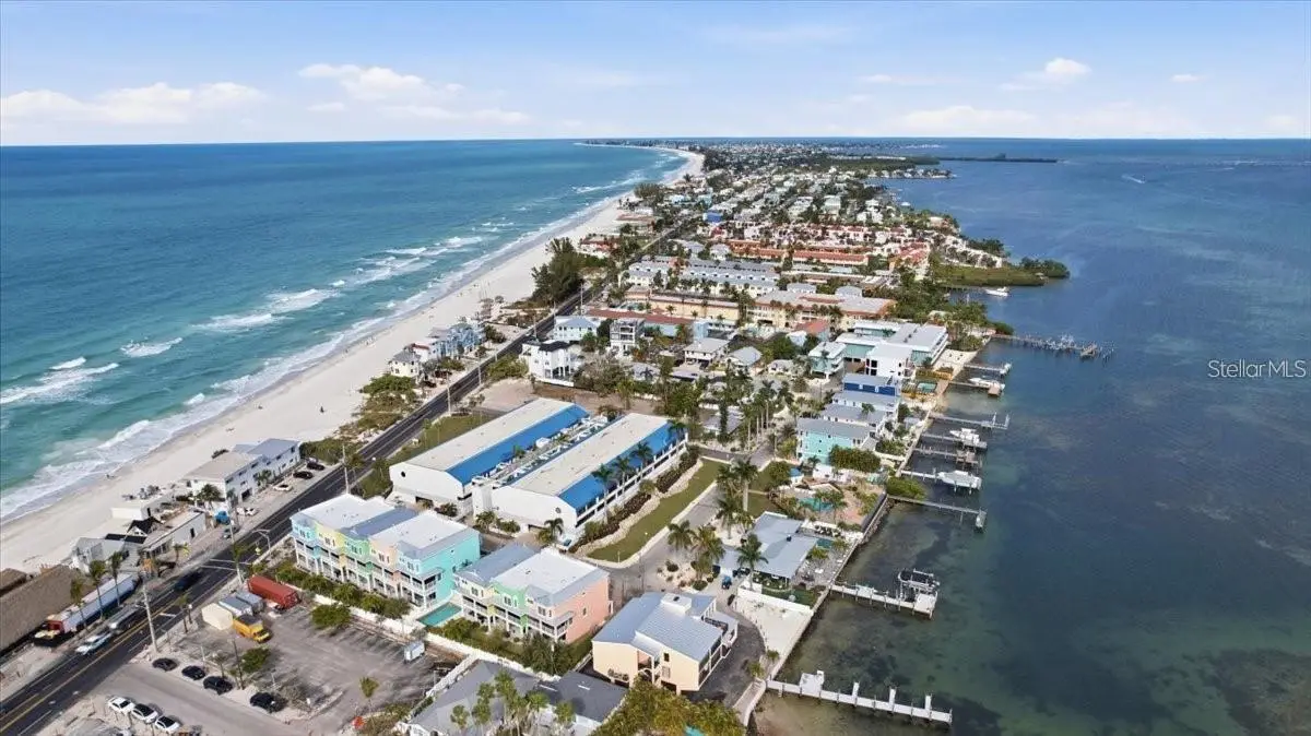 611 Gulf Drive, FL