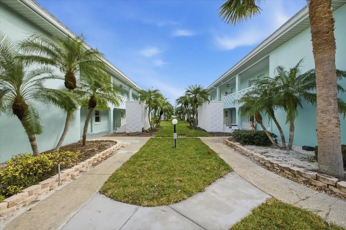 611 Gulf Drive, FL