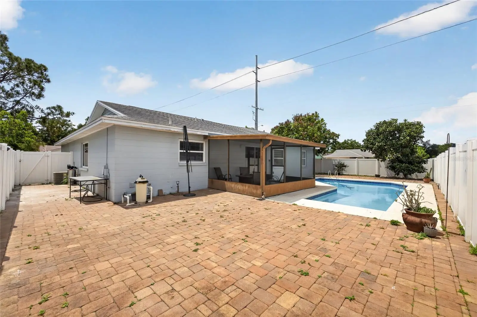 11207 Fireside Drive, FL