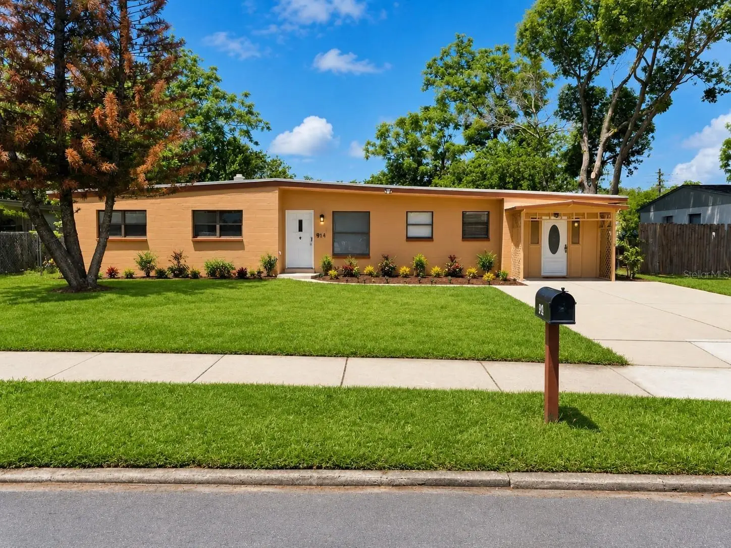 14 Japonica Drive, FL