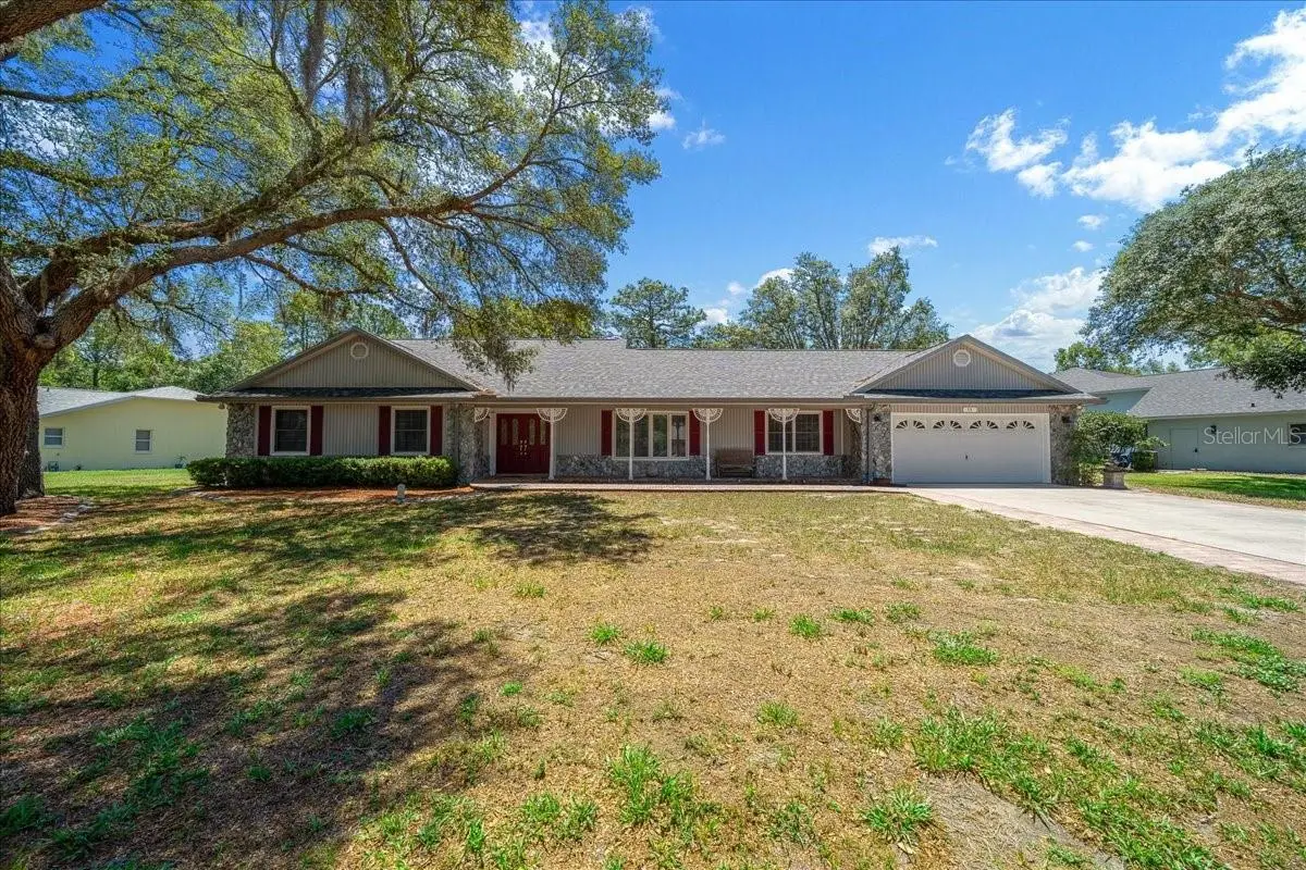 11 Sycamore Court, FL