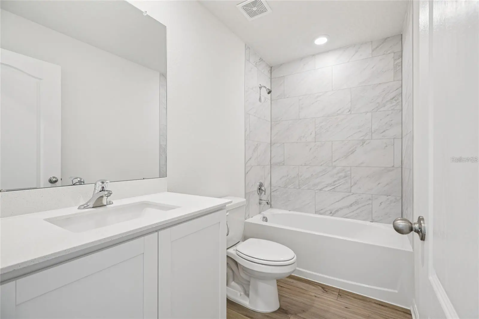 16984 40 Circle, FL