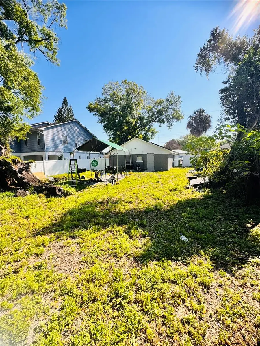8710 Tangerine Place, FL