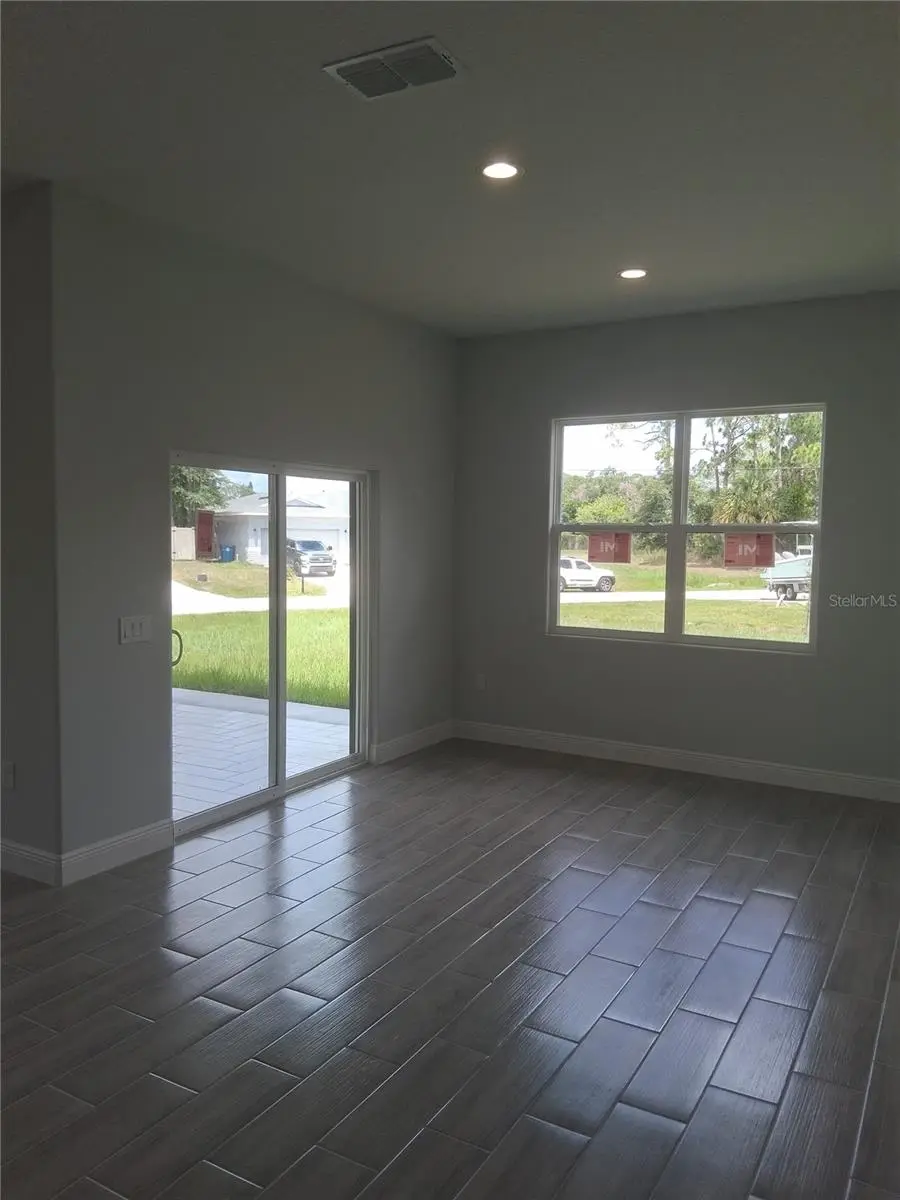 799 White Cloud Street Sw, FL