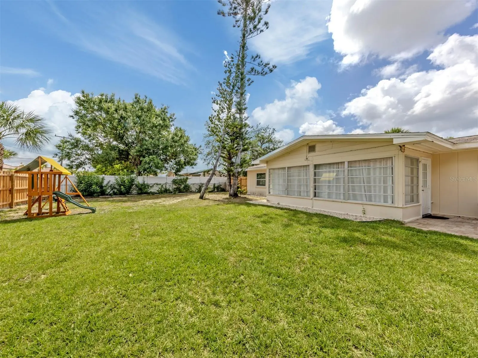 929 Cypress Avenue, FL