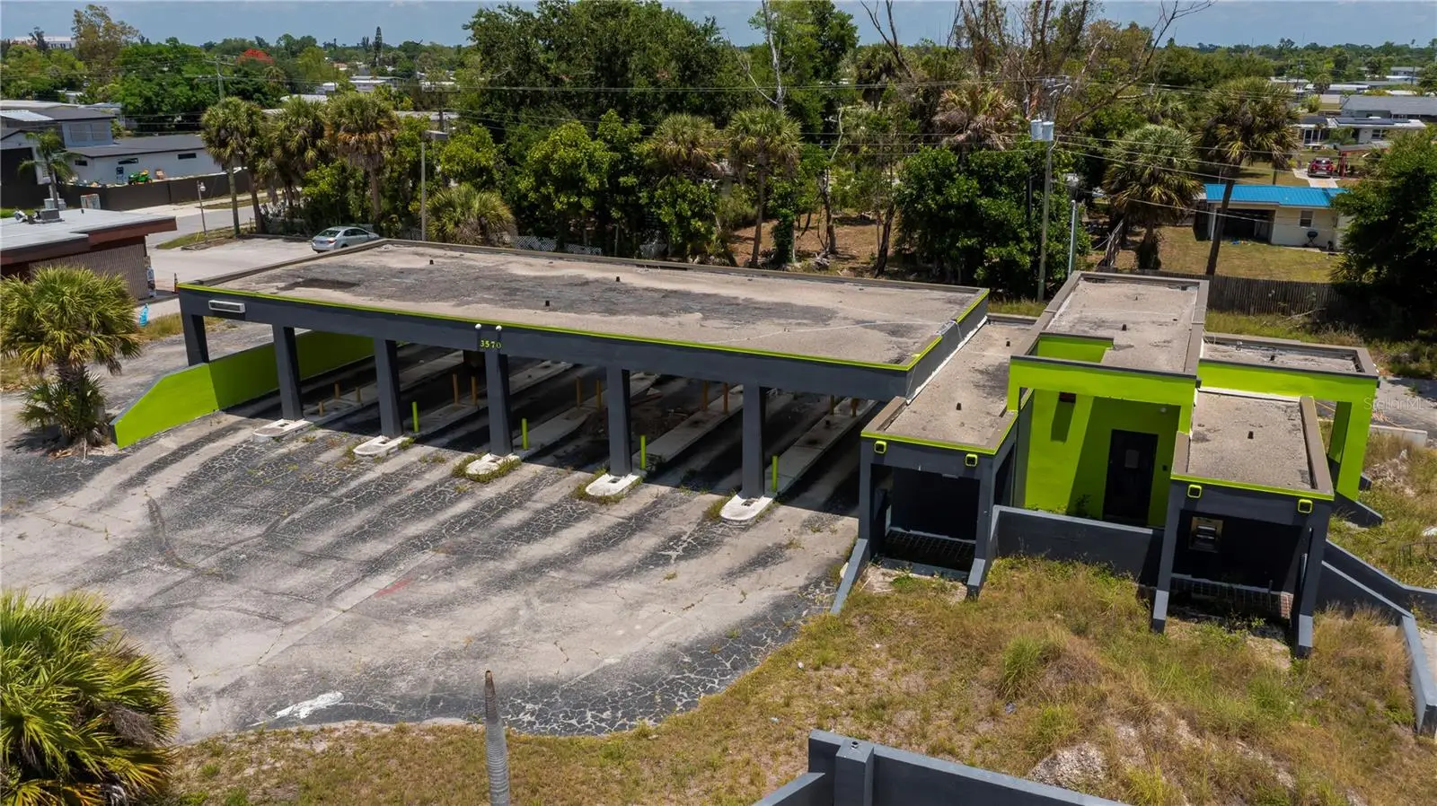 3570 Tamiami Trail, FL