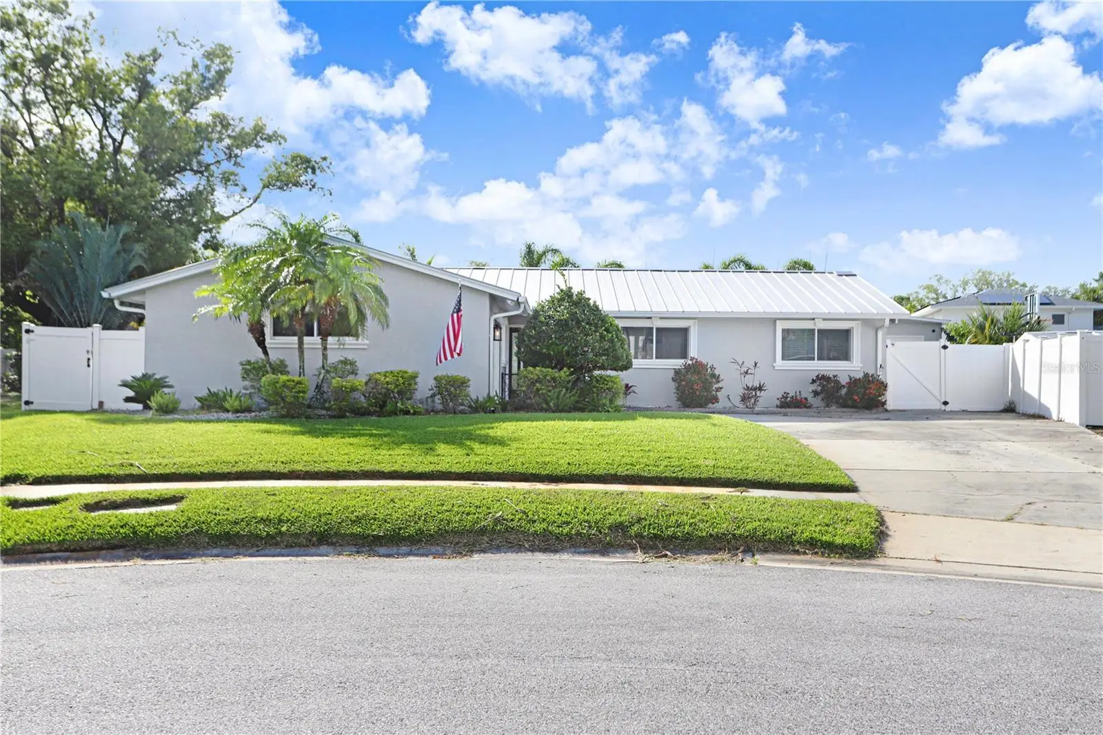 8404 Blackstone Court, FL
