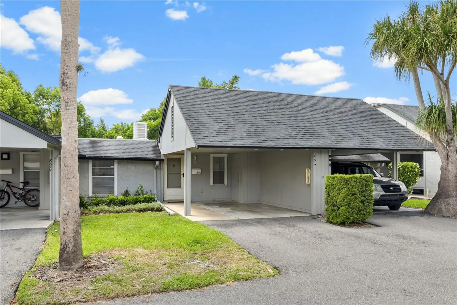 894 Jonathan Way, FL