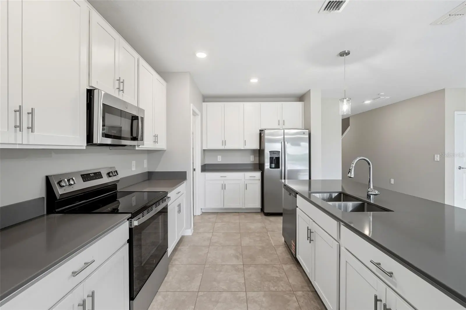 724 Daring Drive, FL