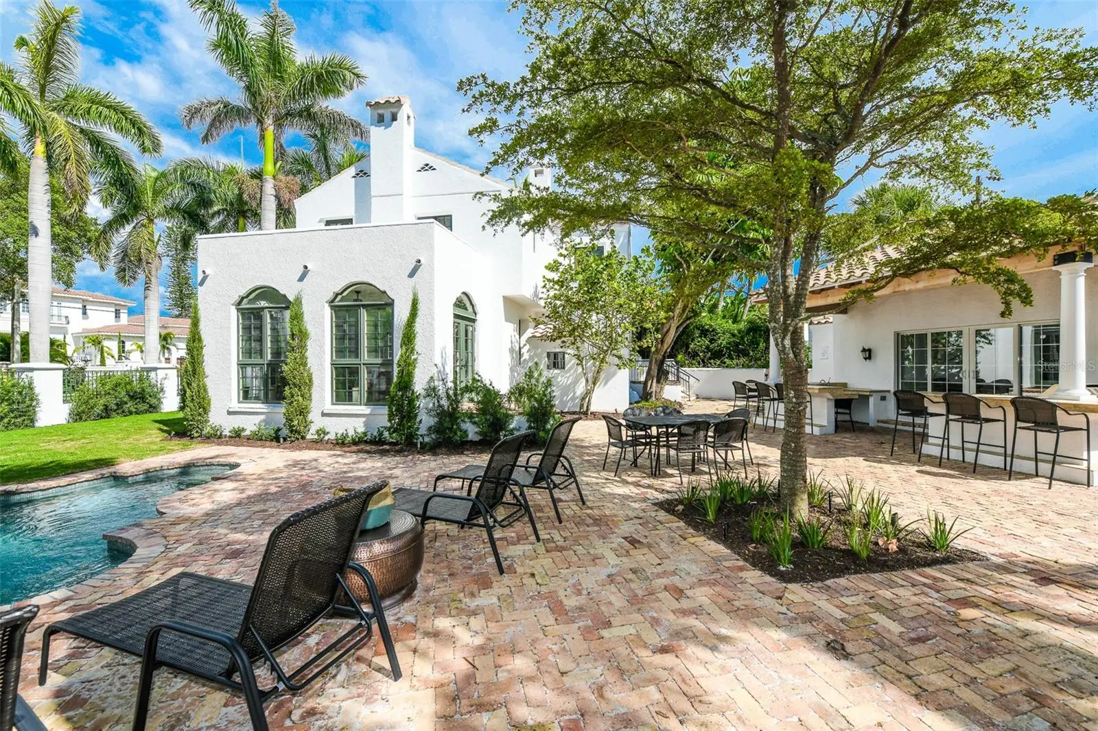 76 Washington Drive, FL