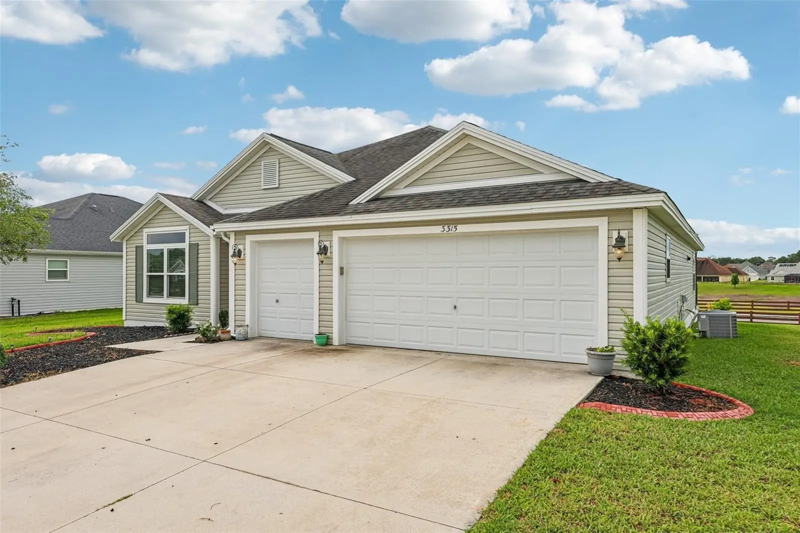 3315 Dzuro Drive, FL
