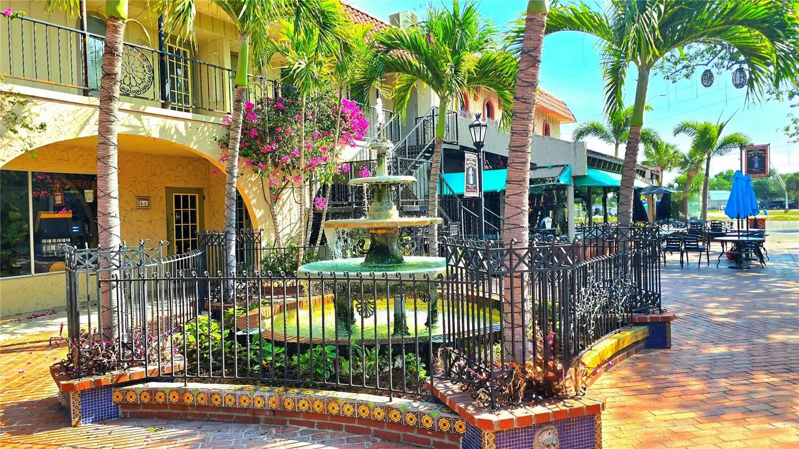 530 Us-41-Byp, FL