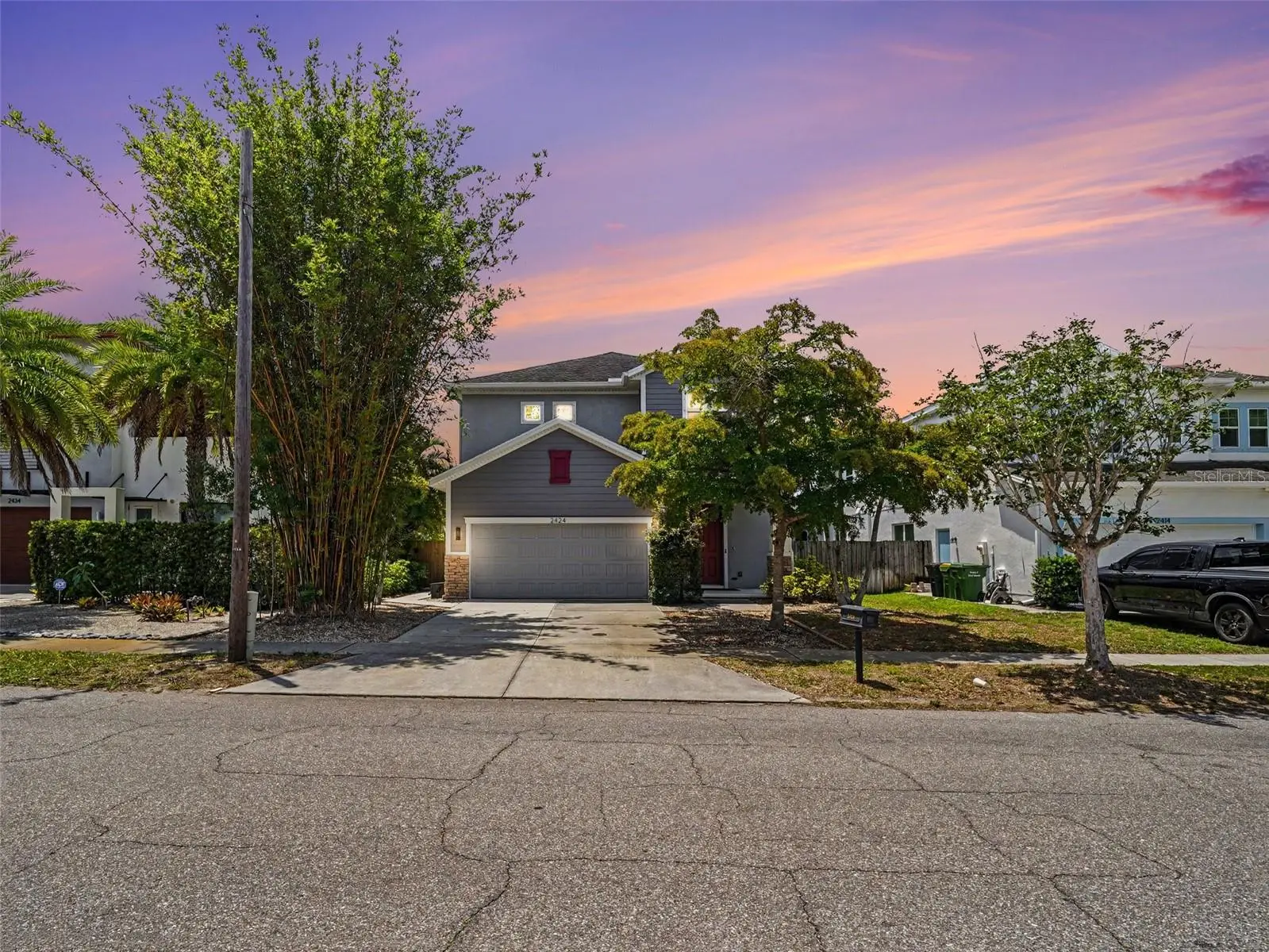 2424 Wood Street, FL