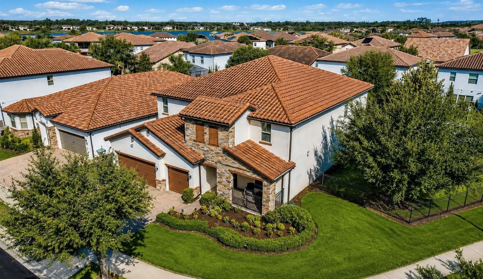 10902 Citron Oaks Drive, FL