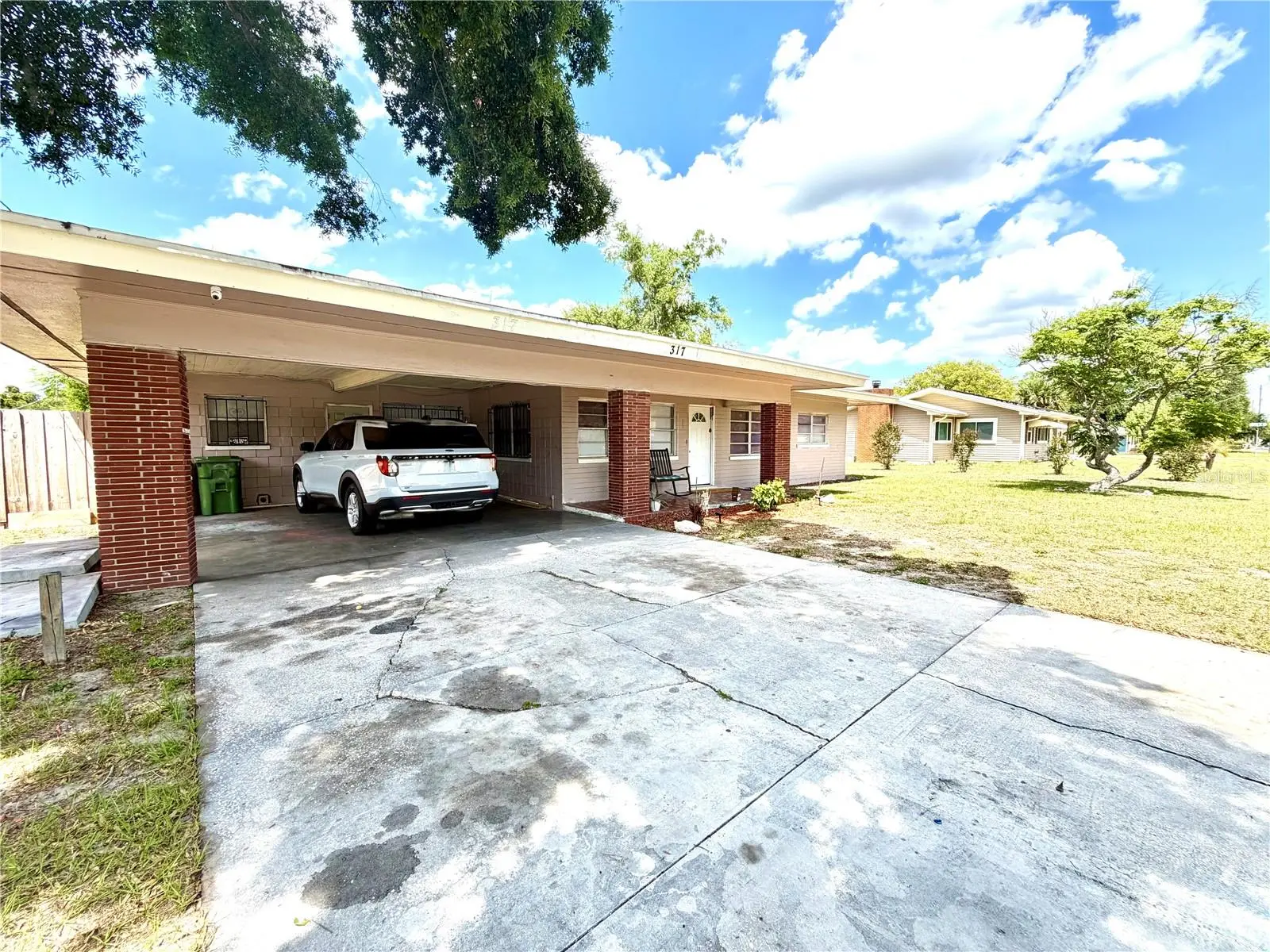 317 Avenue G, FL
