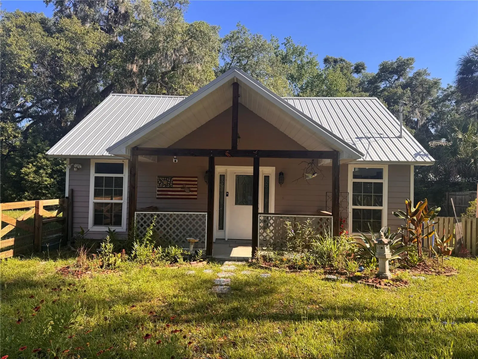 103 Grove Street, FL