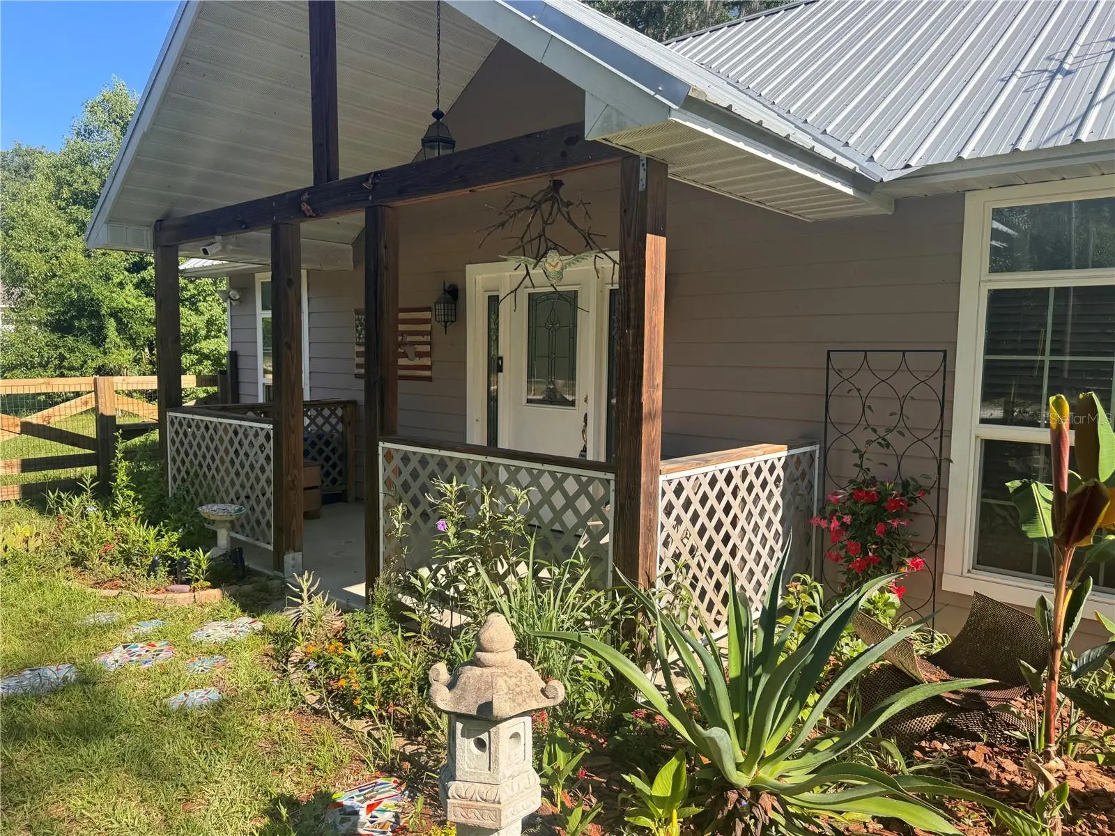 103 Grove Street, FL