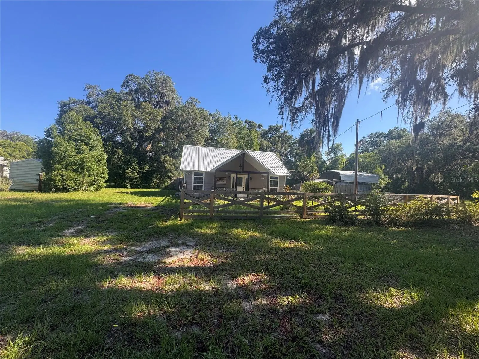 103 Grove Street, FL