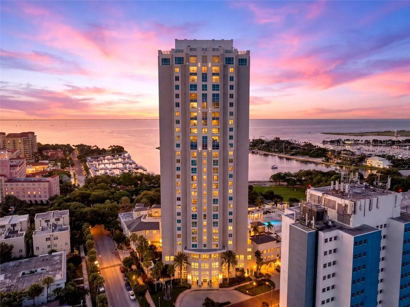 400 Beach Drive, FL
