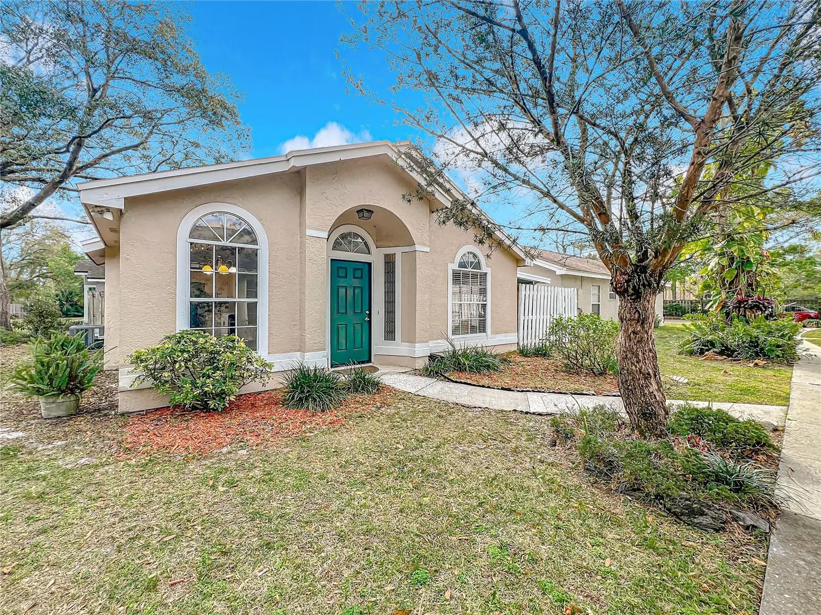 310 Sunvista Court, FL