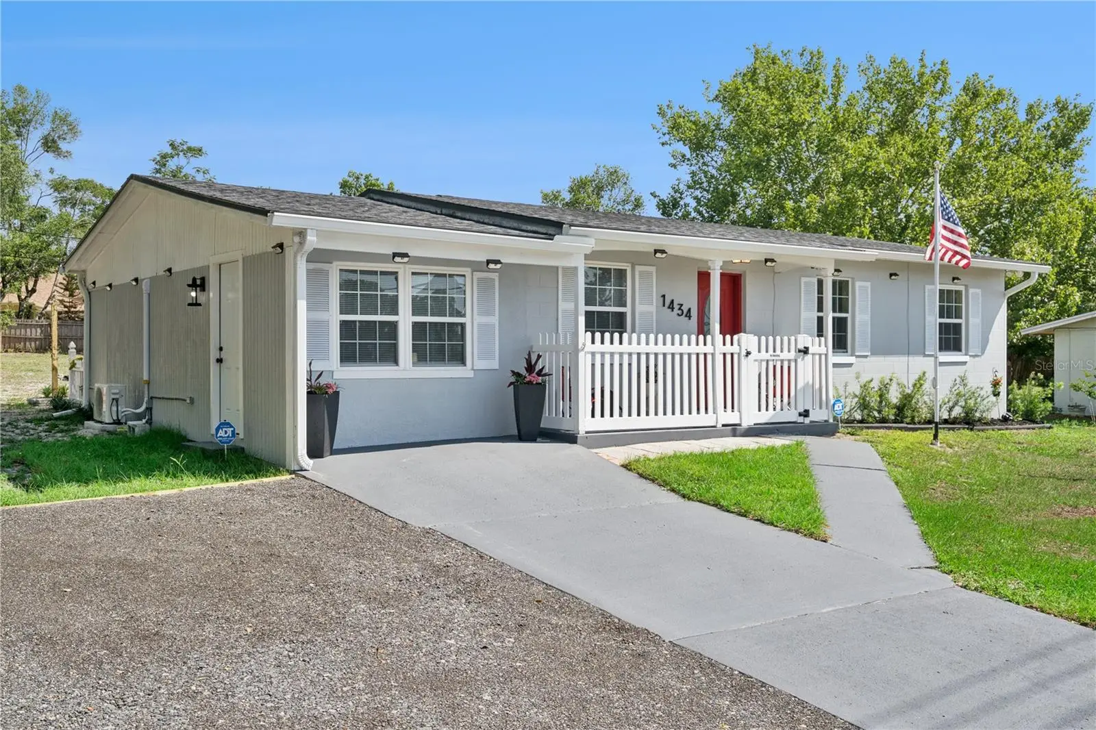 1434 Deltona Boulevard, FL