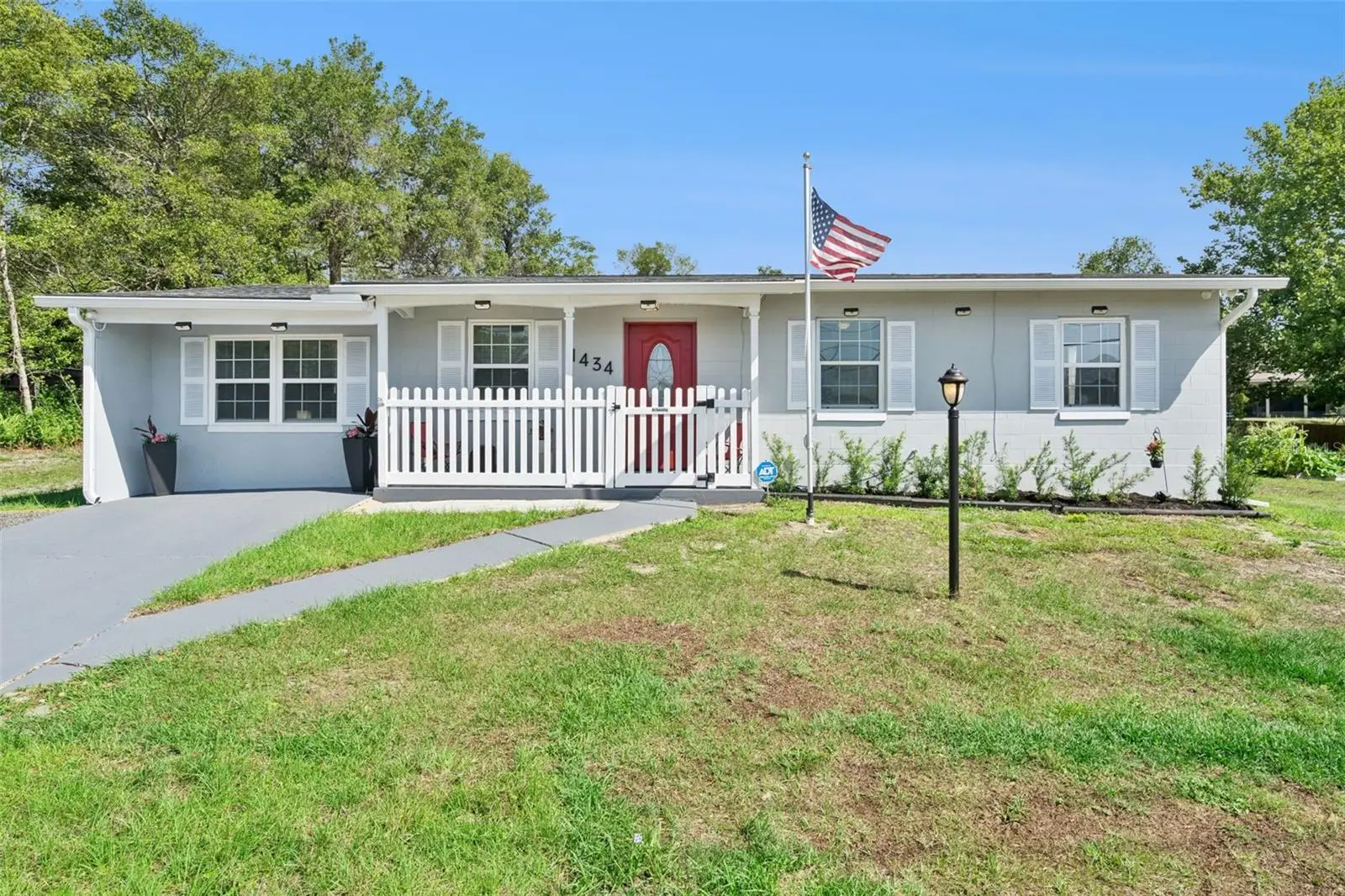 1434 Deltona Boulevard, FL
