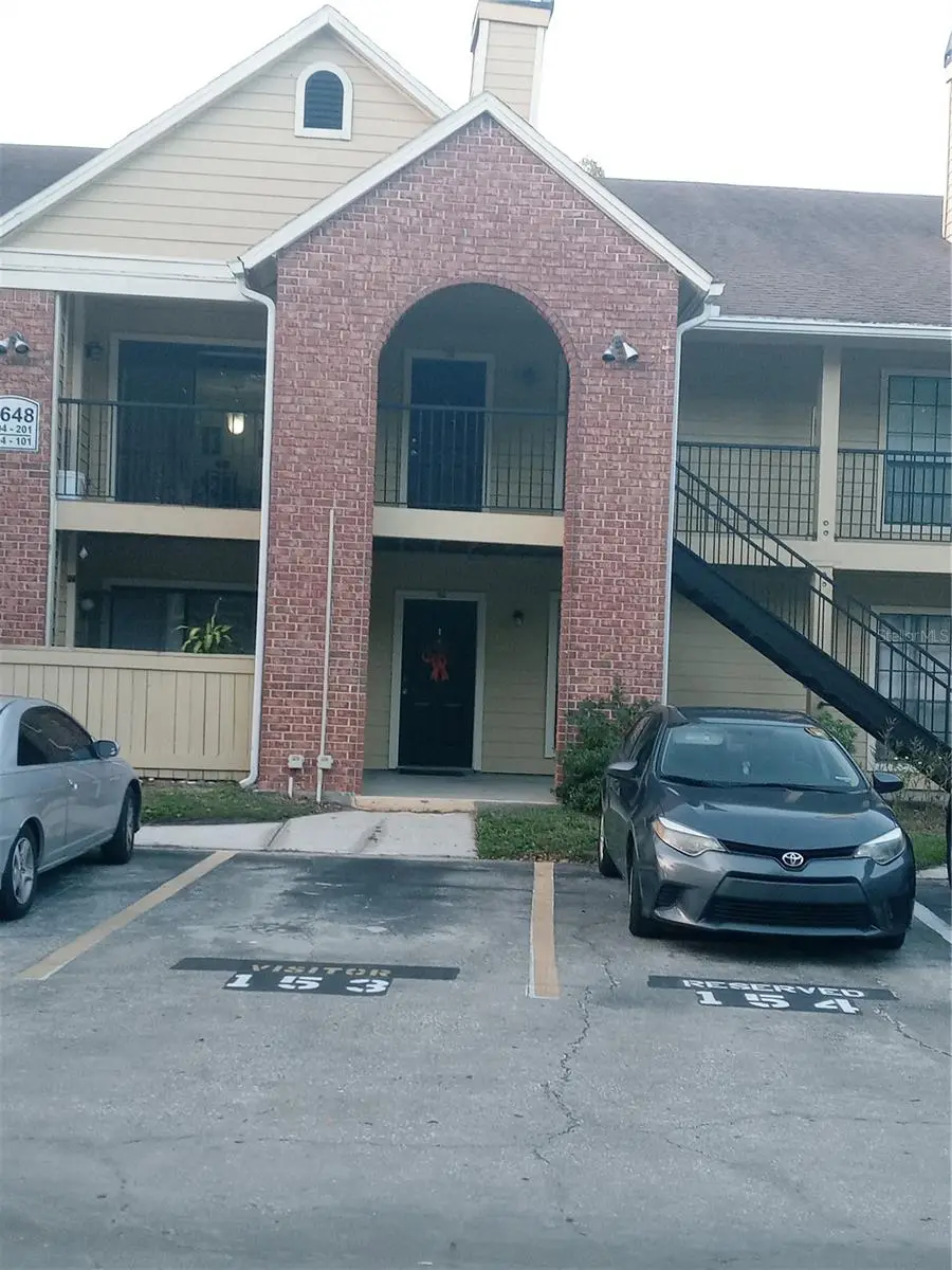 TAMPA, FL