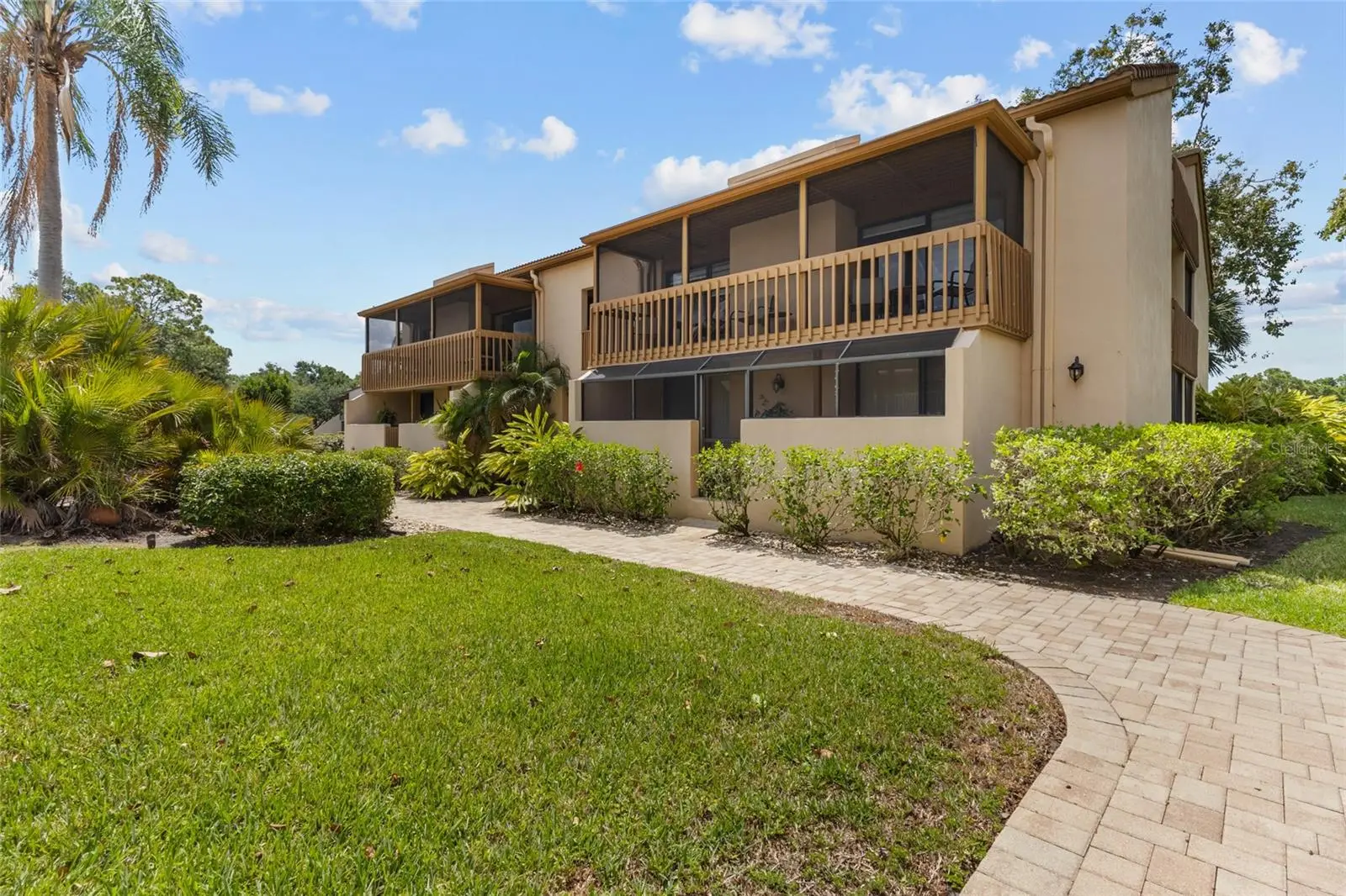 3037 Willow Green Drive, FL