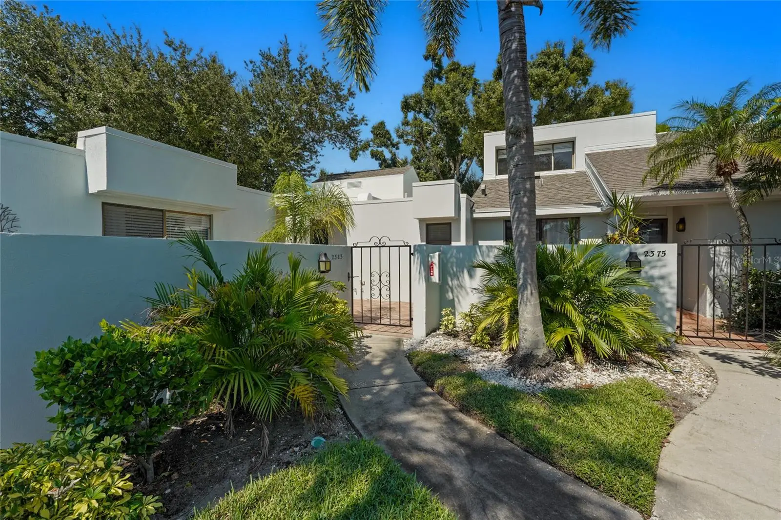 2383 Lakeside Mews, FL