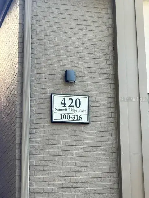 420 Summit Ridge Place, FL