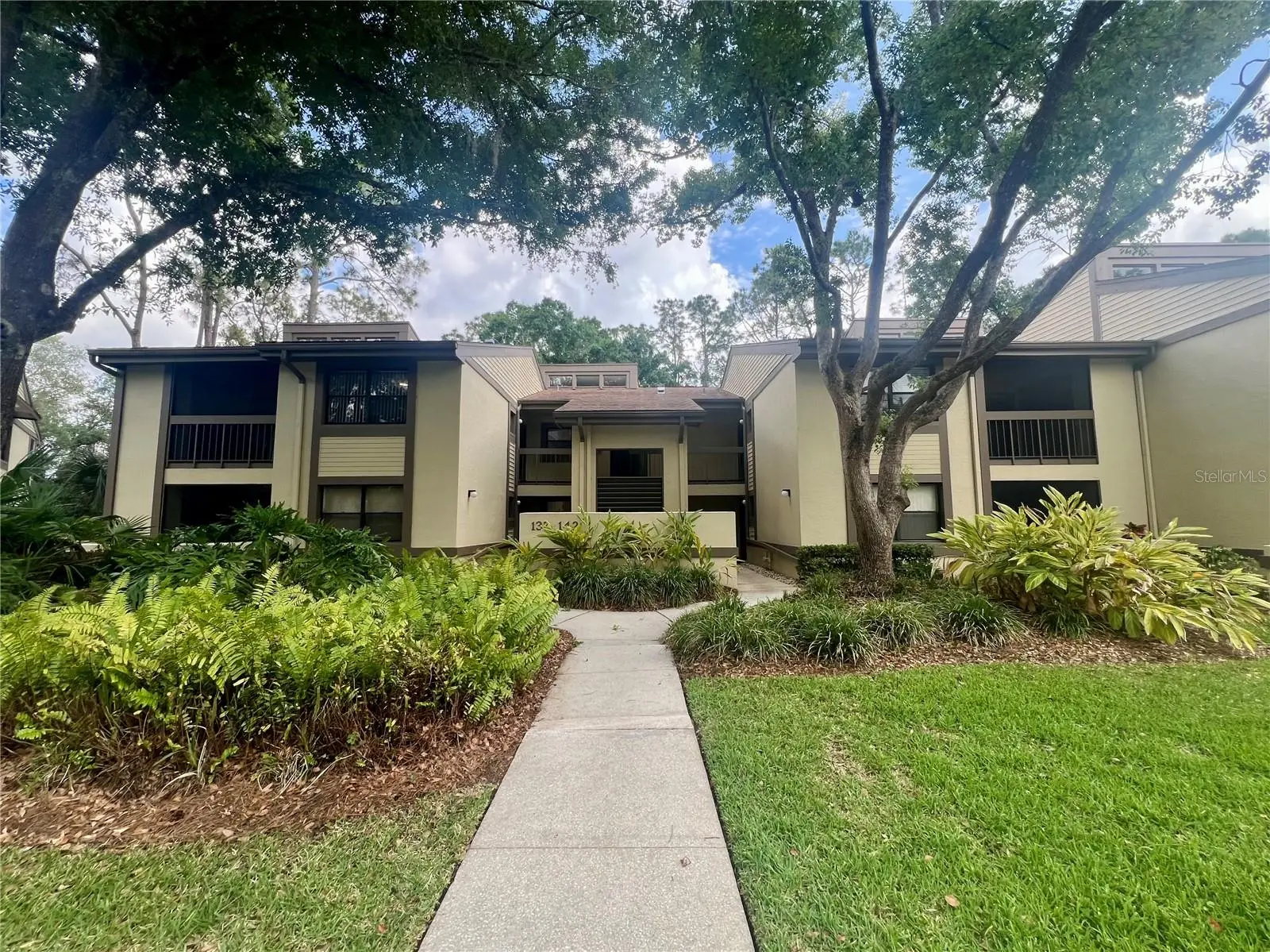 142 Woodlake Wynde, FL