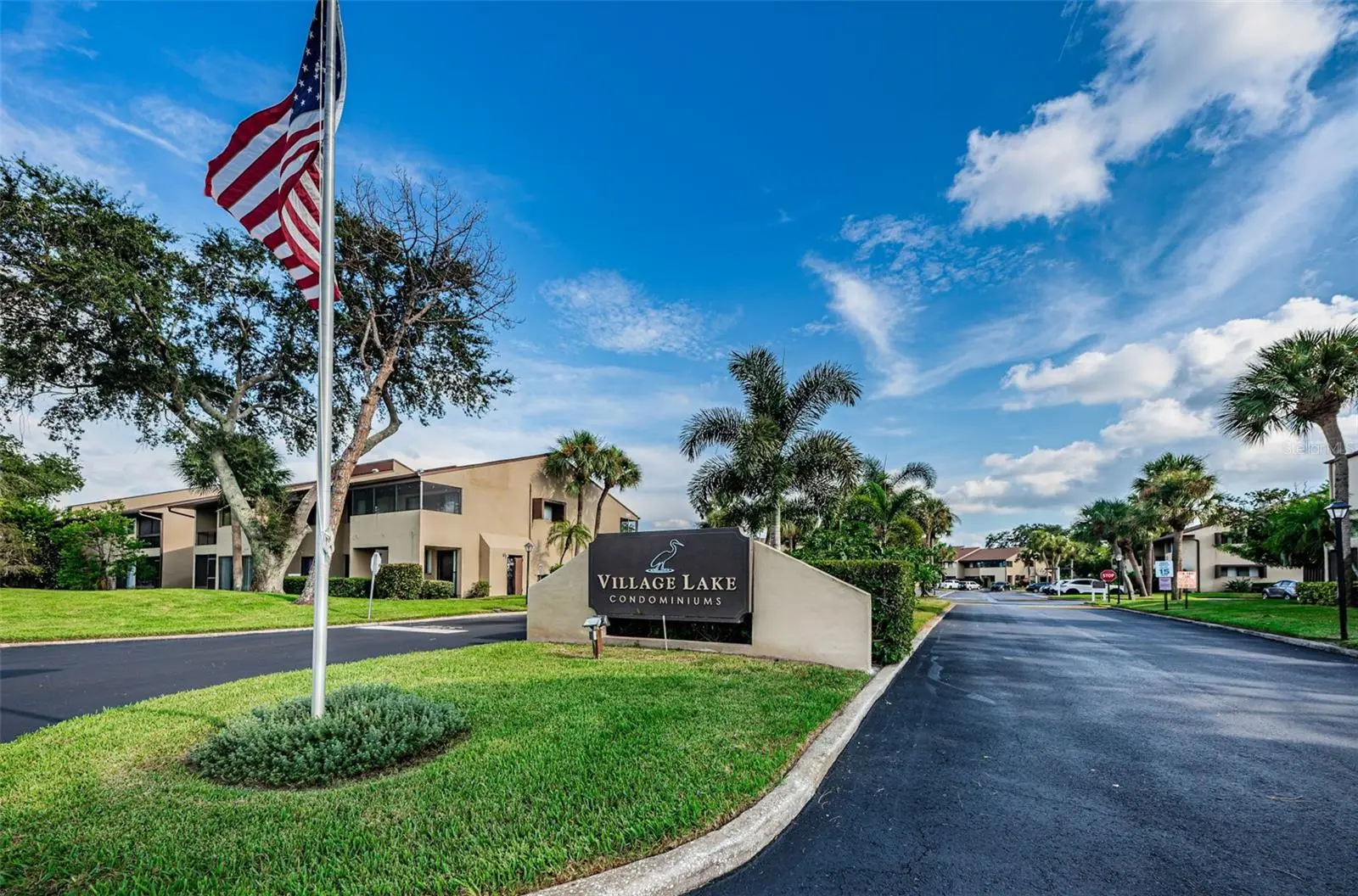 781 Village Lake Terrace, FL