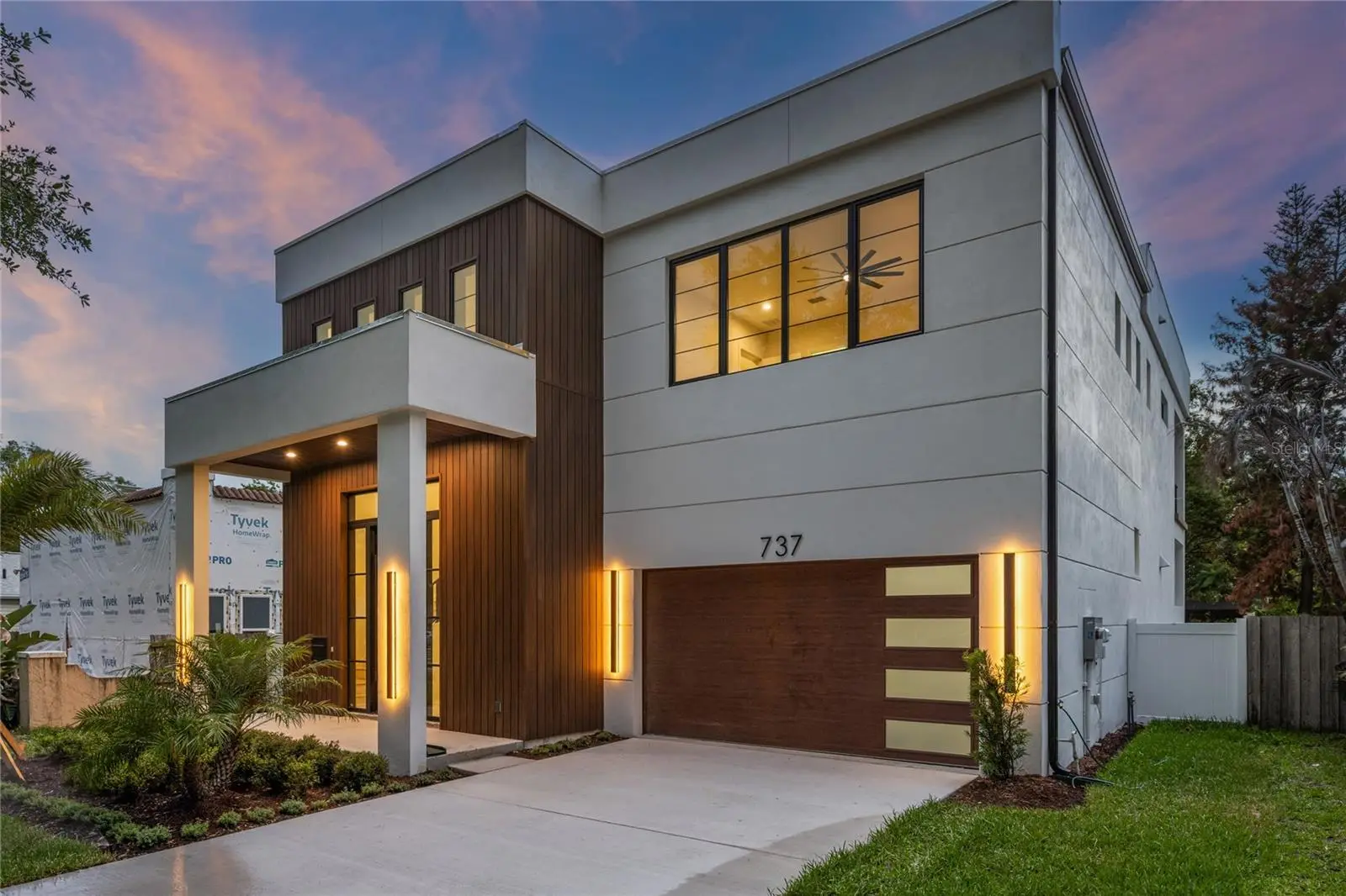 737 Summerlin Avenue, FL