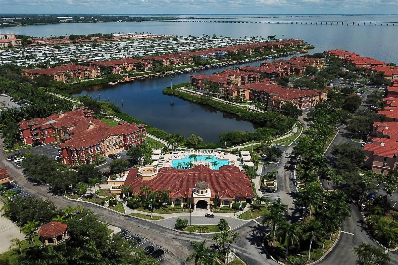 2746 Via Tivoli, FL