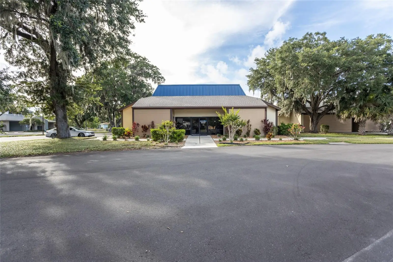 26 Office Park Drive, FL
