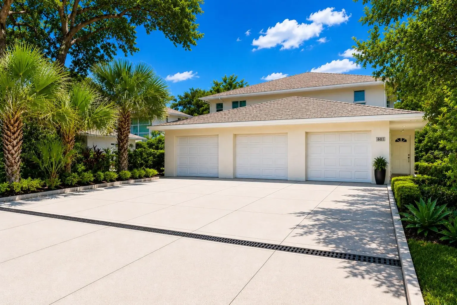 601 2nd Avenue, FL