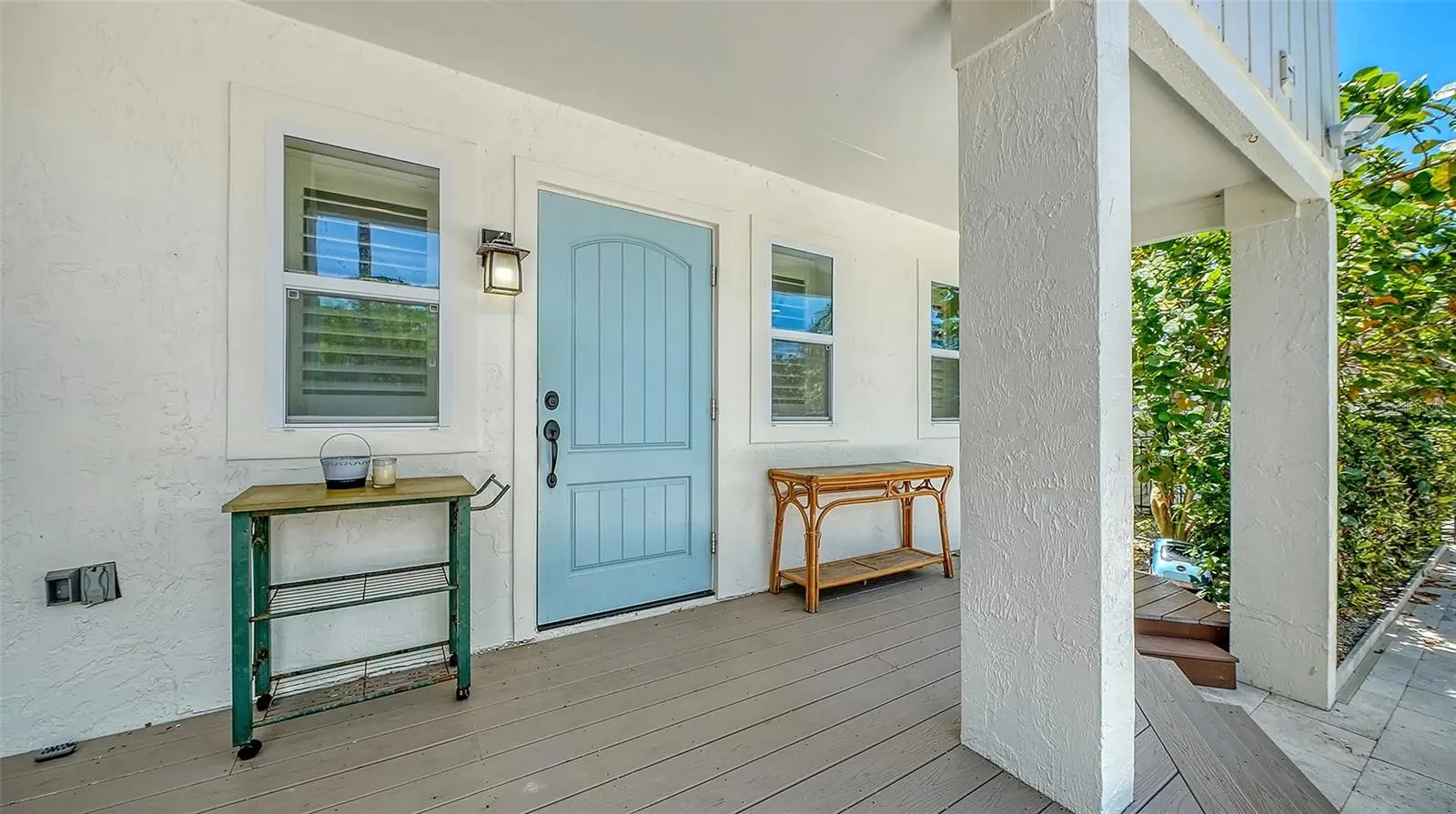 3708 Sandspur Lane, FL
