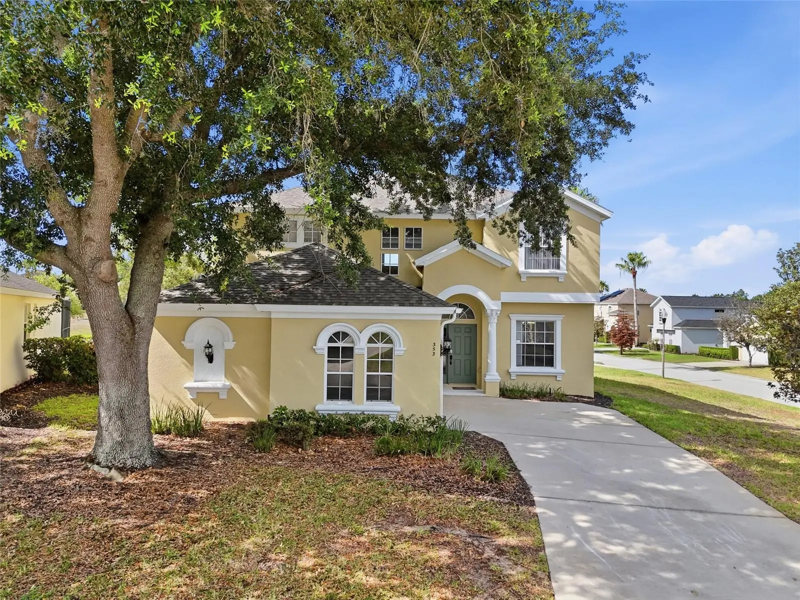 353 Plumoso Loop, FL