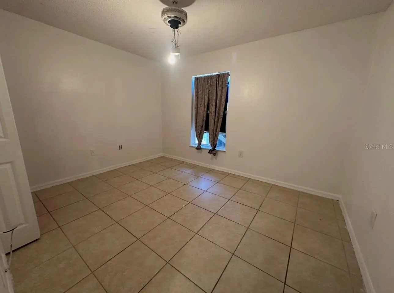1316 Burnley Court, FL