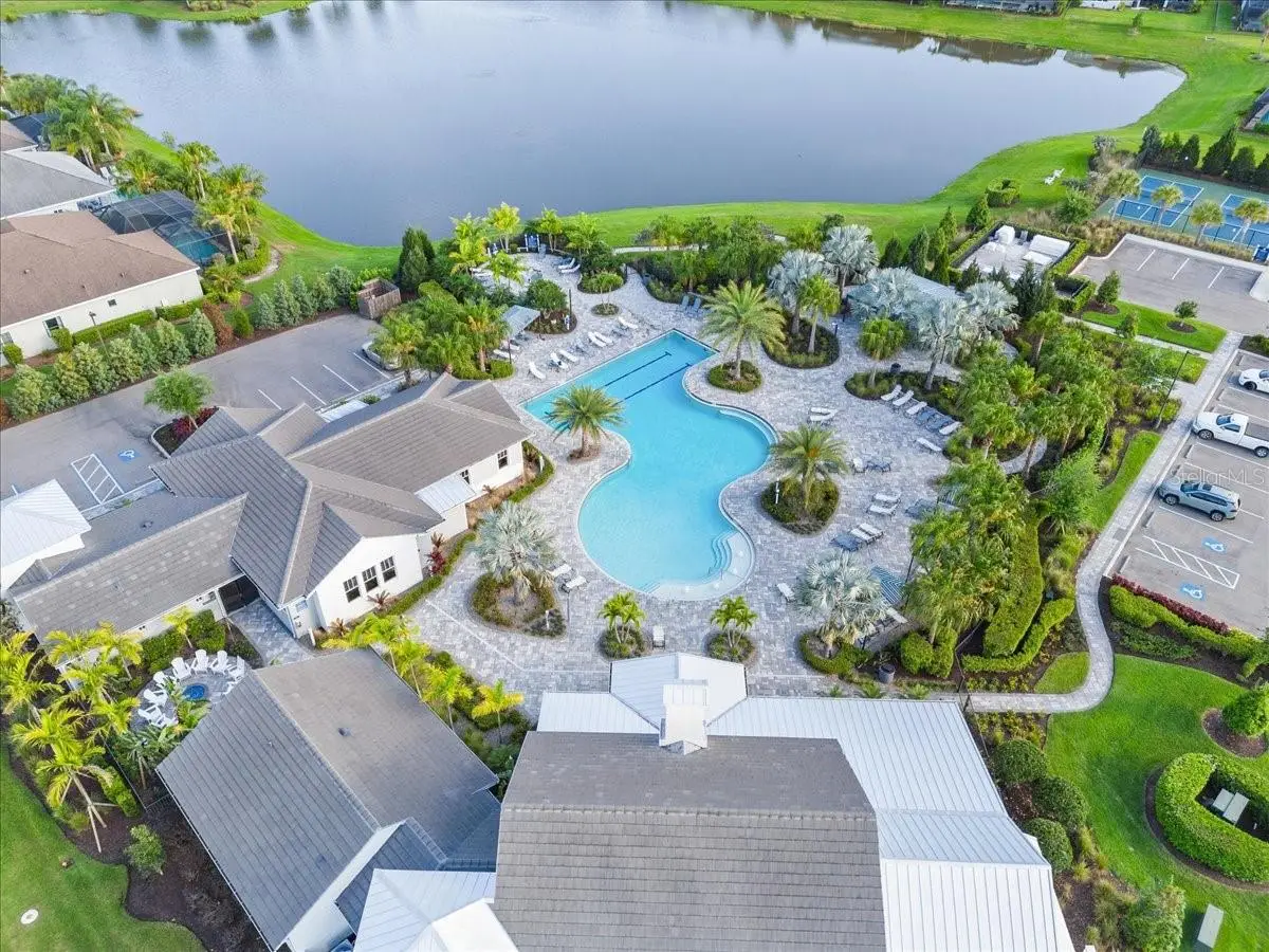 13712 Old Creek Court, FL