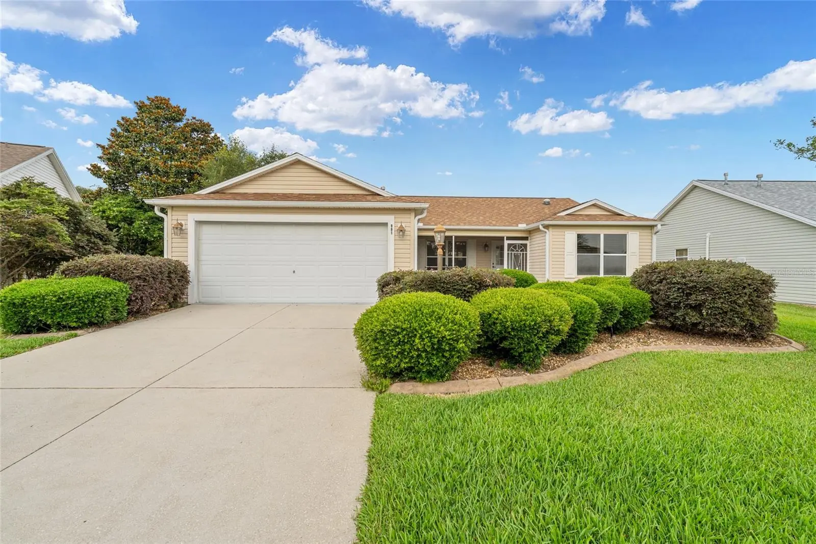 991 Barrymoore Loop, FL